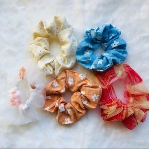 5 scrunchies fairy garden theme